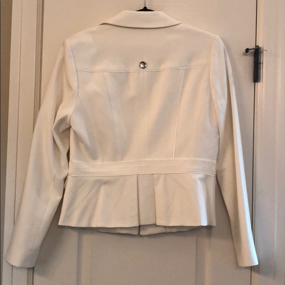 Jacket - Picture 2 of 4